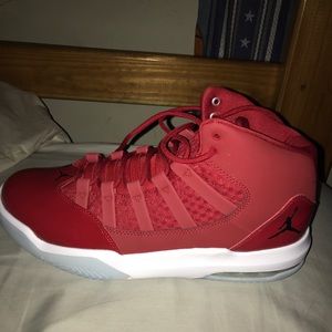 Meet your Posher, Deangelo